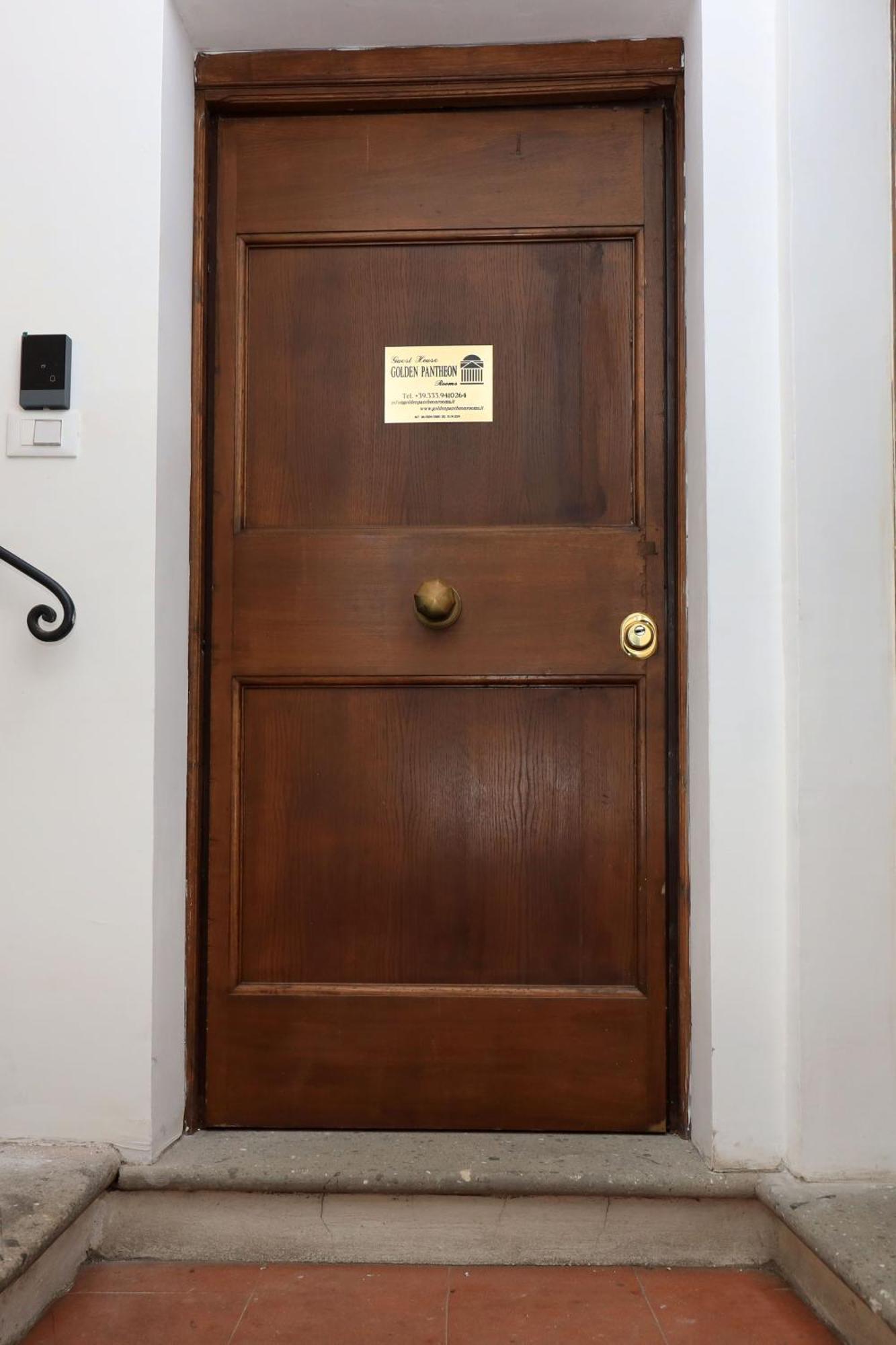 Golden Pantheon Rooms Roma Exterior foto
